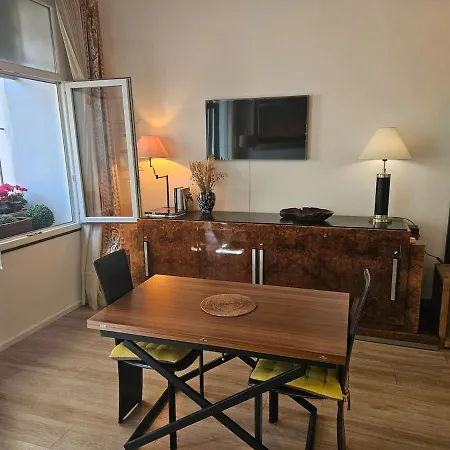 Beau Au Coeur De A Vieille Apartamento